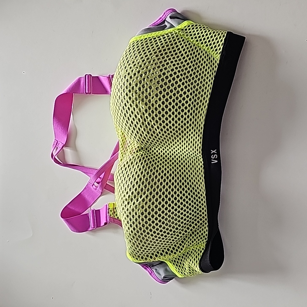 VSX Sport bra 34D (S)